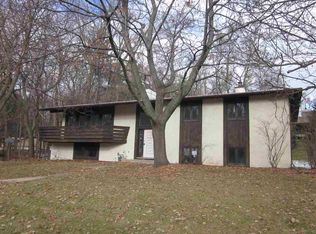 2575 Butte Ct, Green Bay, WI 54302