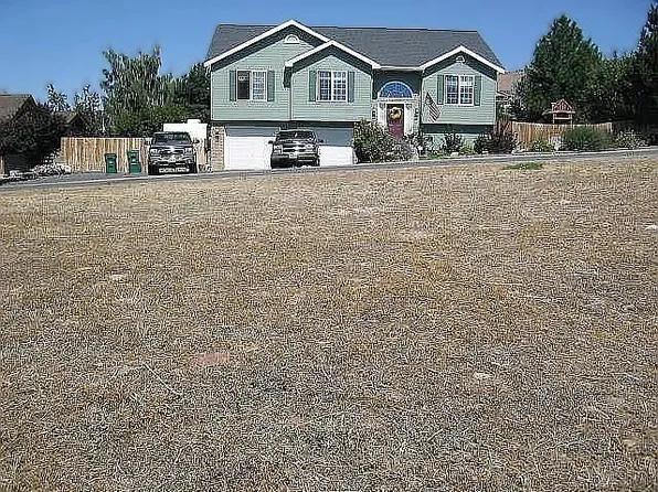 5750 Havencrest Dr, Klamath Falls, OR 97603