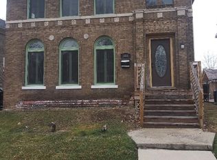 5010 Burns St, Detroit, MI 48213