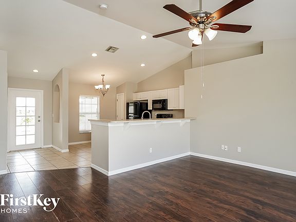 3rd image of 1708 NW 10th Pl