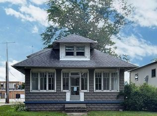 601 S Maple St, Kouts, IN 46347