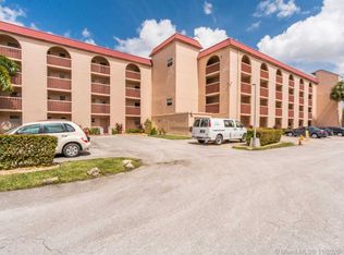 3251 Holiday Springs Blvd APT 106, Margate, FL 33063