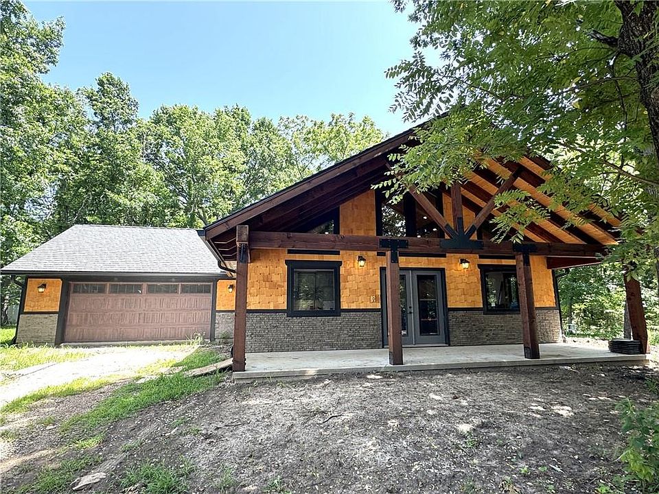 1st image of 26 Fascination Ln