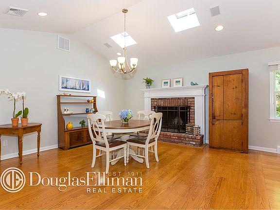 4th image of 18 Woodfield Ave