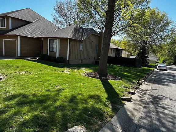 Front Exterior Half Duplex View
