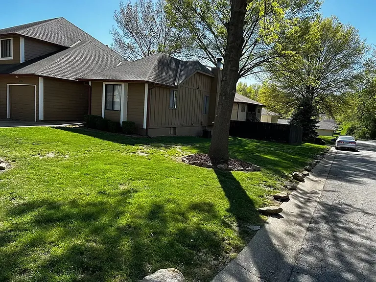 Front Exterior Half Duplex View