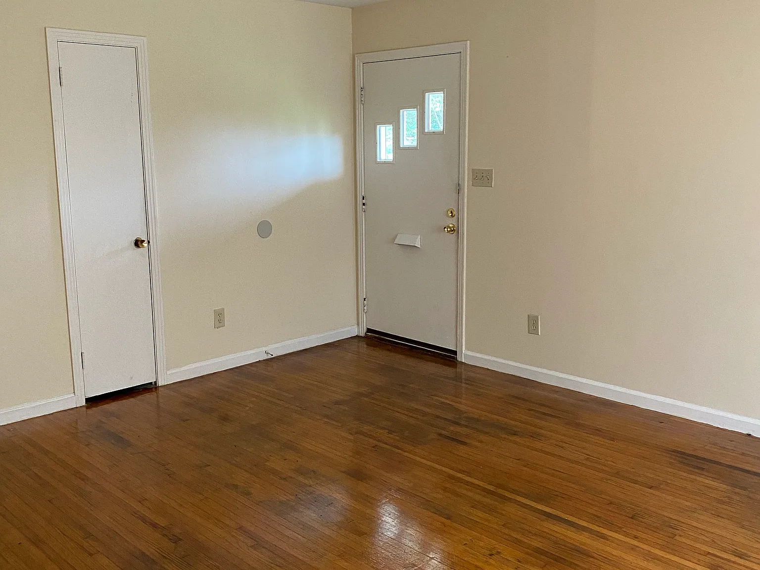 2nd Ave South Duplex — Photo 2