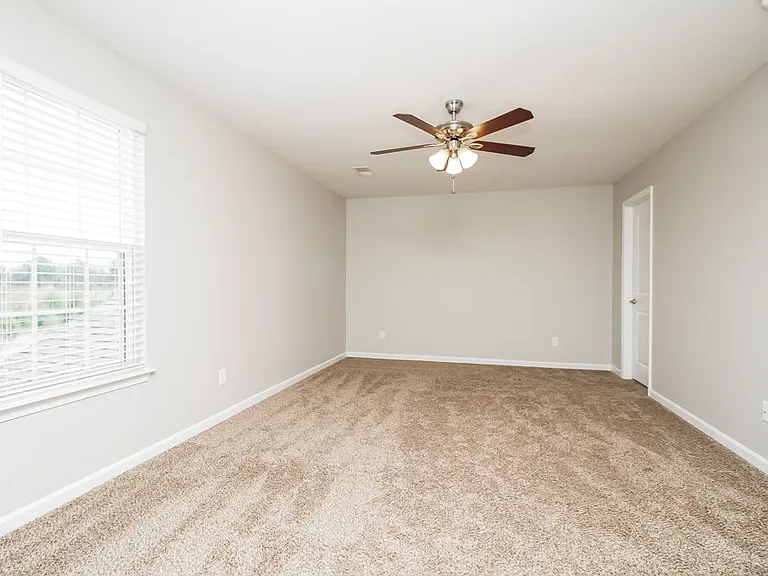 2707 Candlewick Ct — Photo 10