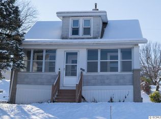 2685 Broadway St, Dubuque, IA 52001