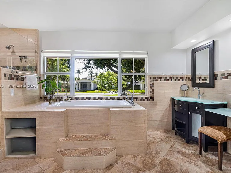 9444 SW 69th Ct — Photo 15