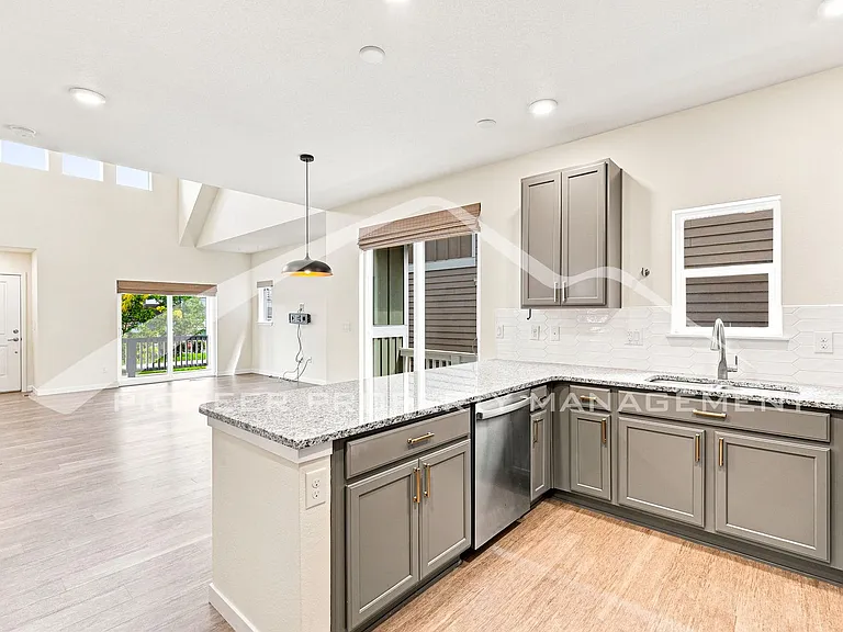 2883 S Fox St — Photo 10