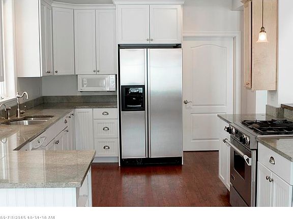 4th image of 1 Arlington Ln