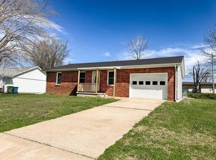 105 Evergreen Dr, Anna, IL 62906