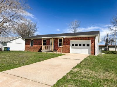 105 Evergreen Dr, Anna, IL, 62906