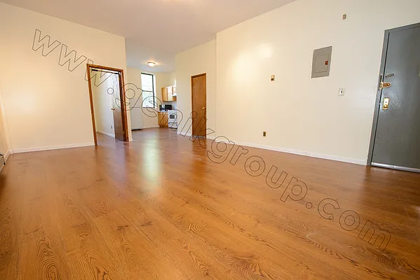 Rented by Genik Group Corp | media 4