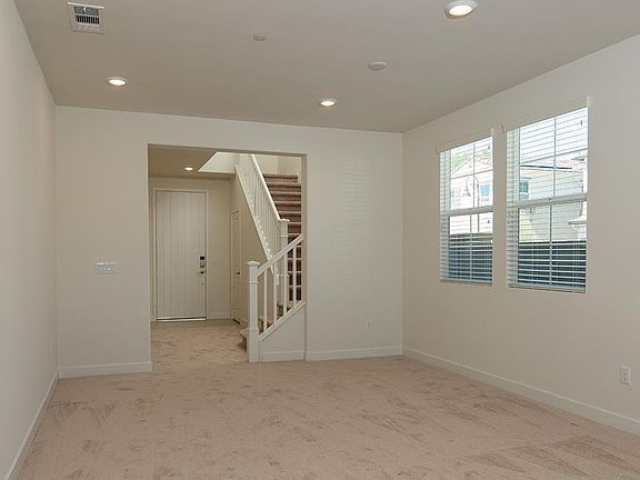 4th image of 1543 Carlton Pl