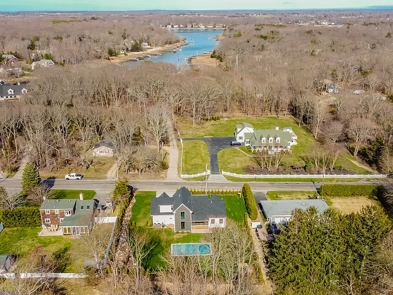 2415 Cox Neck Rd — Photo 16
