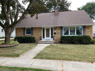 812 Charles St, Little Chute, WI 54140