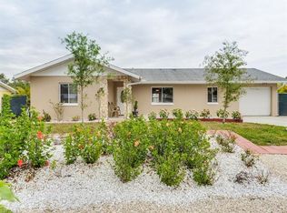 448 Castle Dr, Naples, FL 34119