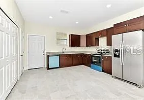 285 N Kentucky Ave — Photo 5