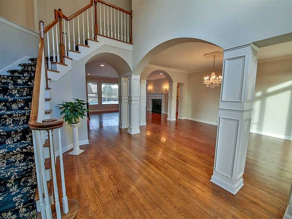 5th image of 25 Lake Mist Dr