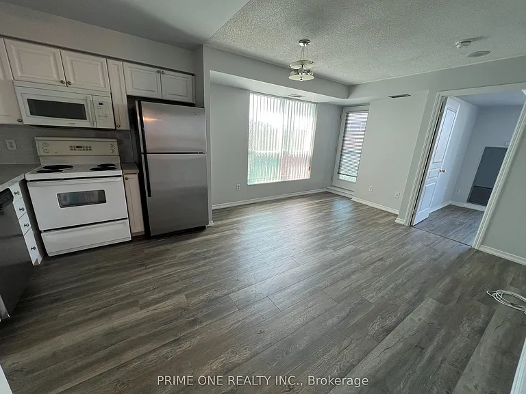 2545 Erin Centre Blvd #510 — Photo 3