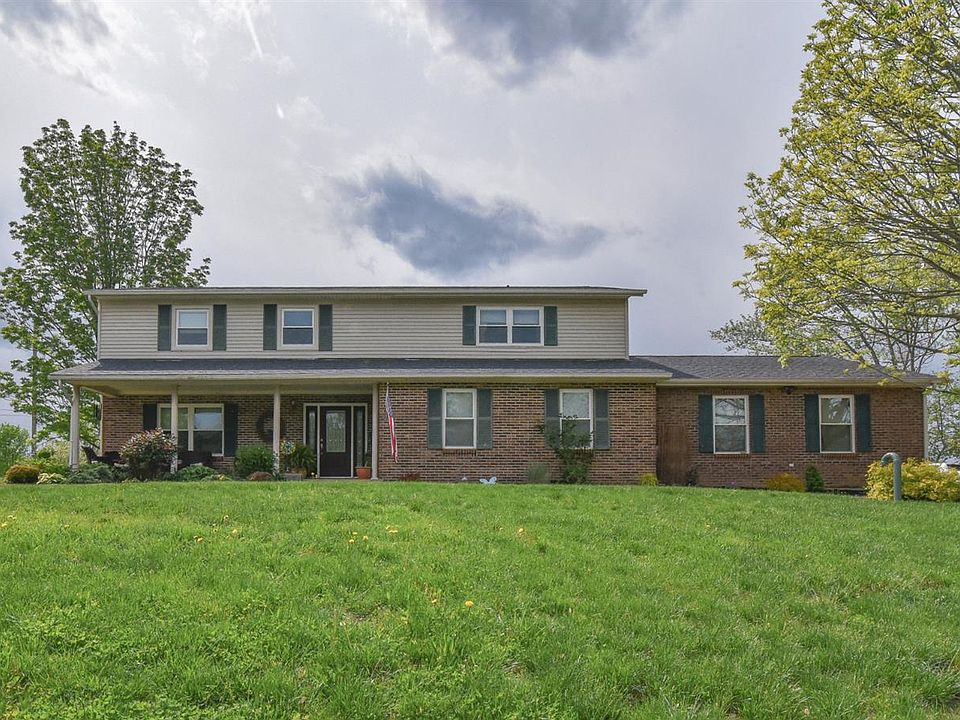 1st image of 13229 Wilmington Hills Dr N
