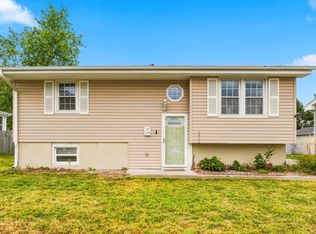 1119 Avenue O, Carter Lake, IA 51510