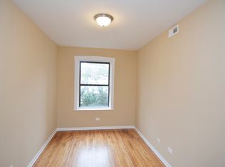 4810 N Ridgeway Ave #3, Chicago, IL 60625