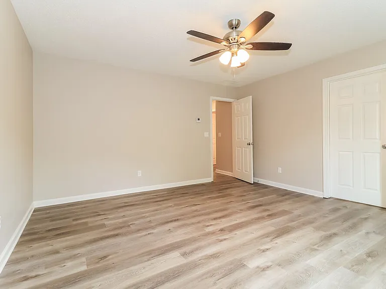 81 Middlebrook Dr — Photo 10
