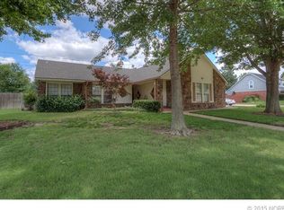 312 W Quanah St, Broken Arrow, OK 74011