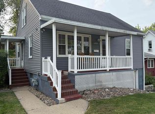 1455 Adair St, Dubuque, IA 52001