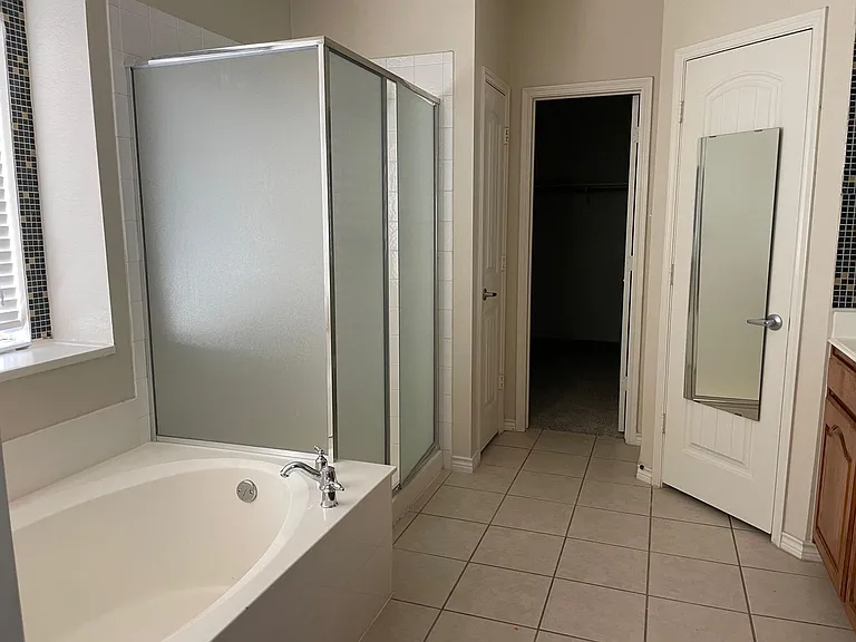 332 Kansas Trl — Photo 19