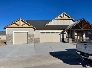 872 Mossview Dr, Twin Falls, ID 83301