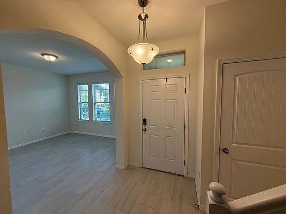 2nd image of 15872 Moonlight Bay St