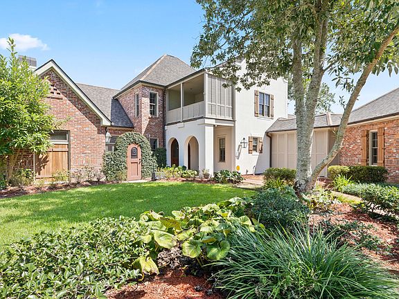 3rd image of 108 Valerie Dr