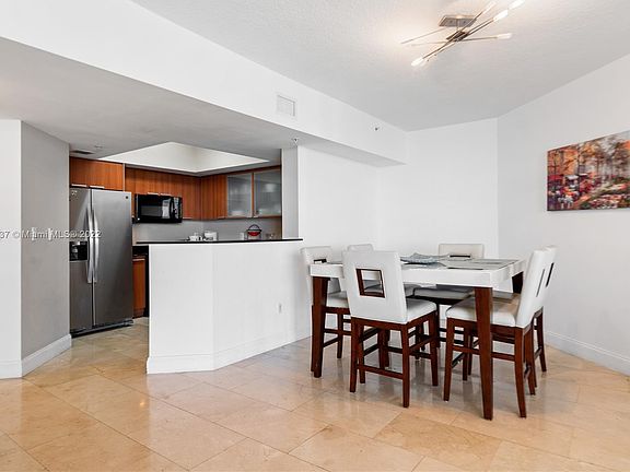 4th image of 16699 Collins Ave APT 2604