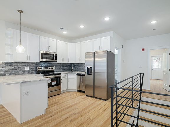 2nd image of 2021 N 2nd St #1