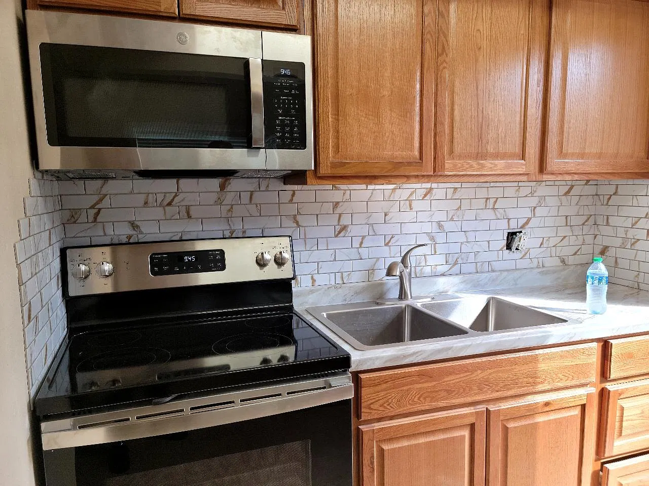 2 bed, 1100 sqft, $1,450 — Photo 2