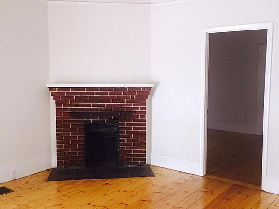 3rd image of 730 3rd Ave S APT 1