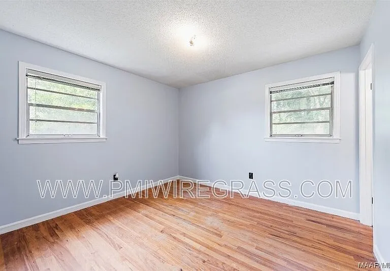 203 Meadowbrook Dr — Photo 12