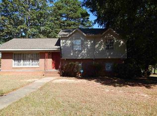 1480 Dover Rd, Spartanburg, SC 29301