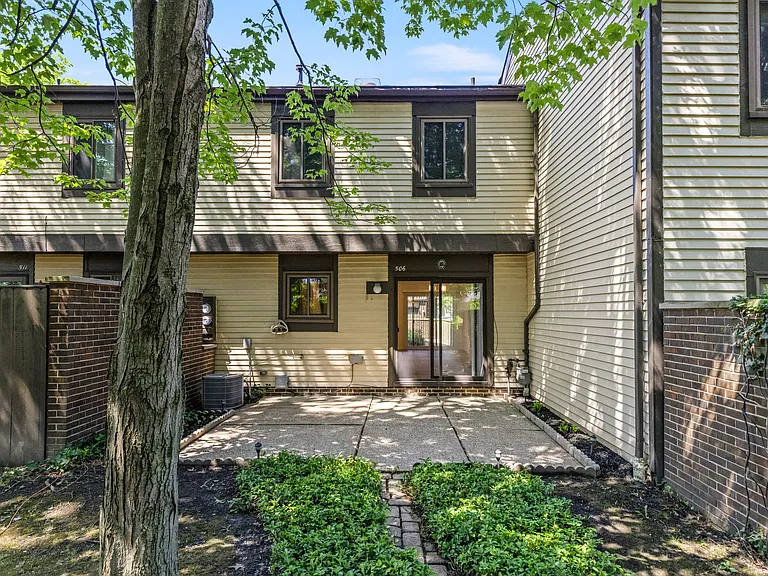 509 Forsythia Ln — Photo 25