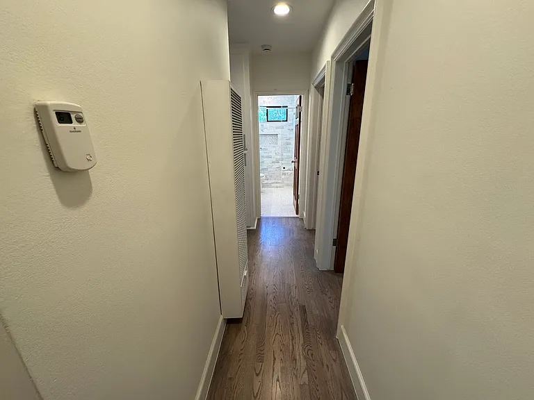 6345 Primrose Ave #10 — Photo 29