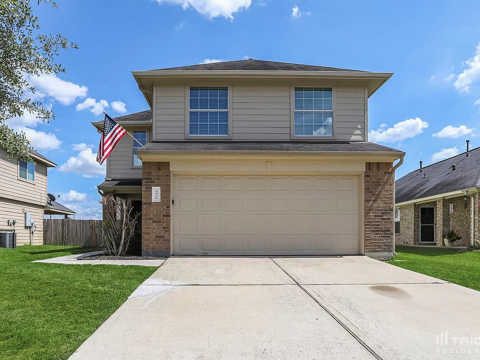 1st image of 2426 Hiacintas Way
