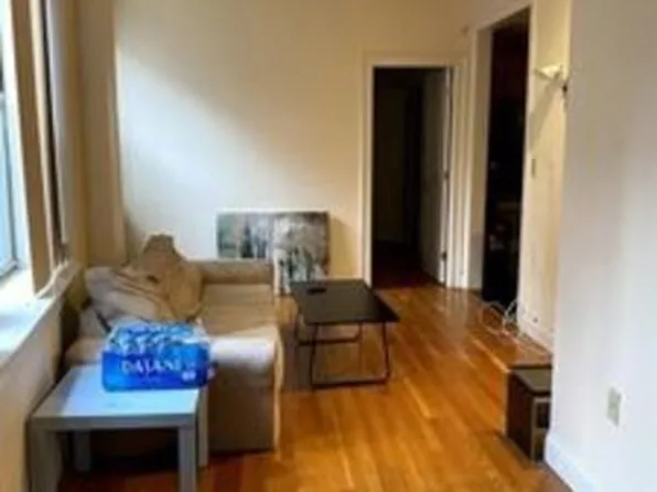 42 Beach St #3D, Boston, MA 02111