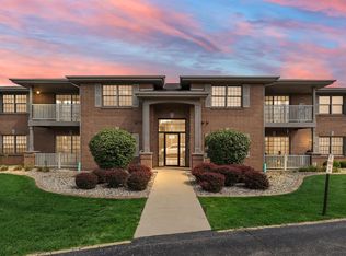 9824 Wildwood Ct UNIT 2-A, Highland, IN