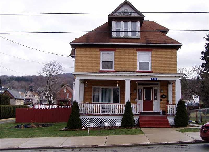 Spacious 5-bedroom 3-story home with large level fenced-in yard,deck&pool