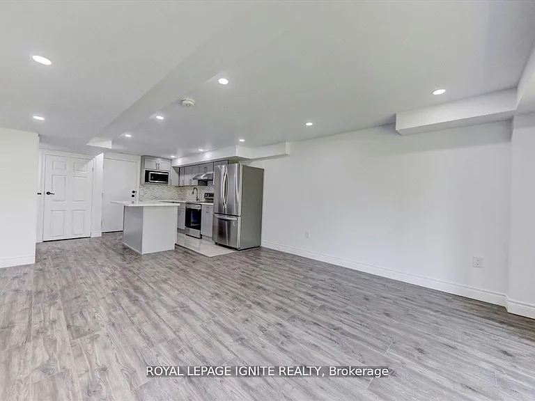 103 Bremner St #BASEMENT — Photo 9