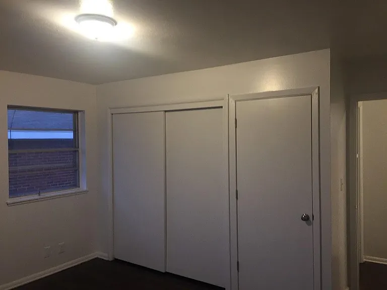 4949 Cornell Dr — Photo 7